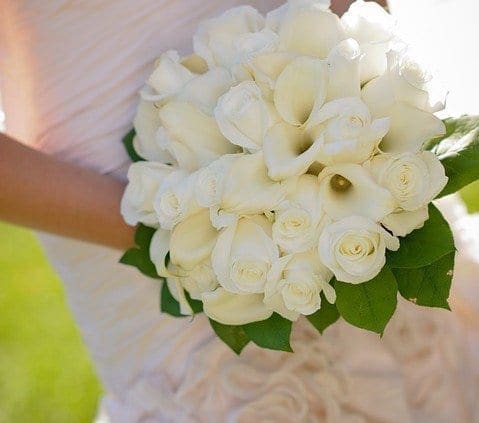 wedding traditions, bouquet toss, cake cutting, garter toss, something old, something new, something used, something blue, anniversary dance