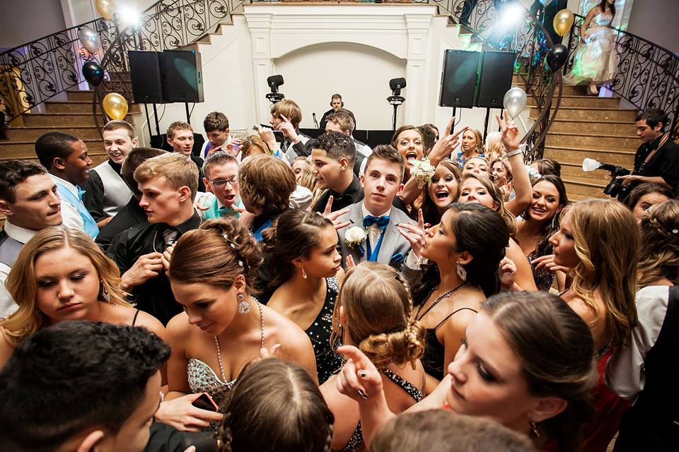 school dance dj in ct, prom dj in ct, homecoming djs in ct