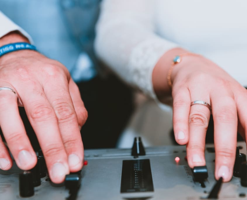 top qualities to look for in a wedding dj