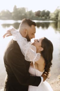 Danbury CT Lakefront Wedding Candlewood Inn Wedding