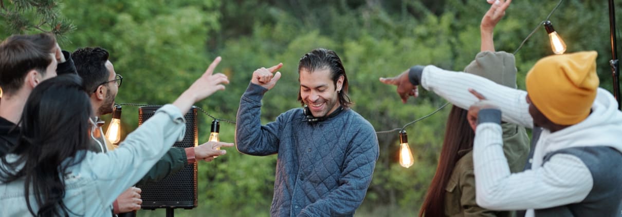 DJ at Saltwater Farm Vineyard